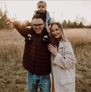 Meet your Posher, Taylor lynn